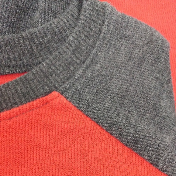 Red and Gray long sleeve tee - Picture 6 of 7